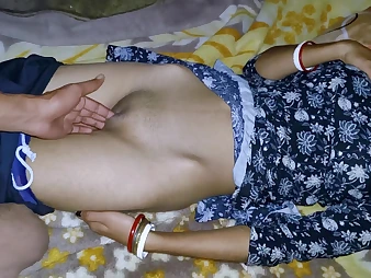 Indian regional mega-bitch's first-ever time with a huge dicked dude: Desi Man rod-squashing fuckbox gets rigid-nailed roughly homemade v