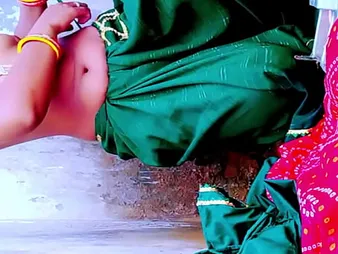 Hot Indian Bhabhi flaunts her desi curves up hot MMS videotape