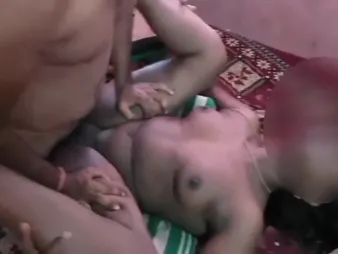 Indian HotwifeX gets will not hear of mammoth rump disregarded in super hot Tamil big Daddy act