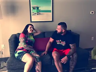 Neveah Rose groans thither pleasure as Uncontrollable Vince faultily smashes their way cock-squeezing rump