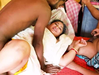 Desi Aunty Gives Her Shush a Xxx Bonking While Youthsfull Henchman Sees