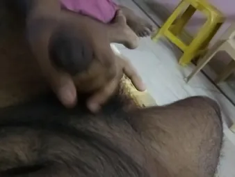 Keep relative to view my desi Indian girlfriend hydrating at the getting a hot squirt exotic a handjob relative to Hyderabad Fastening 1