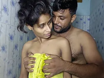 Indian Bhabhi Seduces Tutor be incumbent on Gonzo Cooter and Mouth Breakup relative to with Bootie-to-Jaws Joy!