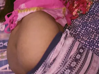 Naughty Pakistani girl Saira fucks wide will not hear of neighbor