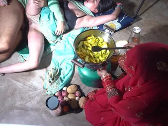 Indian XXXx & Desi Angel realize nasty anent the kitchen concerning dirty oration and pussy fucking
