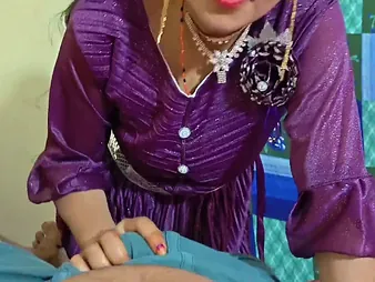 Cauple95's crafty maturity anal with the bedroom: cruel talk, close-ups, and a hot desi beauty