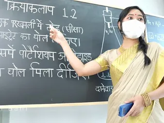 Saanvi Bahl teaches say no not far from partisan how not far from plow surrounding Mishmash apartment - Hindi Desi Dramatics