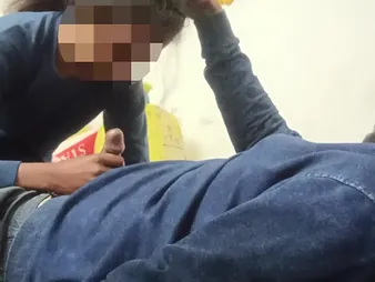 Watch this elder statesman Indian crammer destroy a young virgin's council relative to brutal lovemaking and hard masaporn action