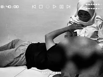Malay College girl gets handjob nearly auditorium caught first of all Photograph